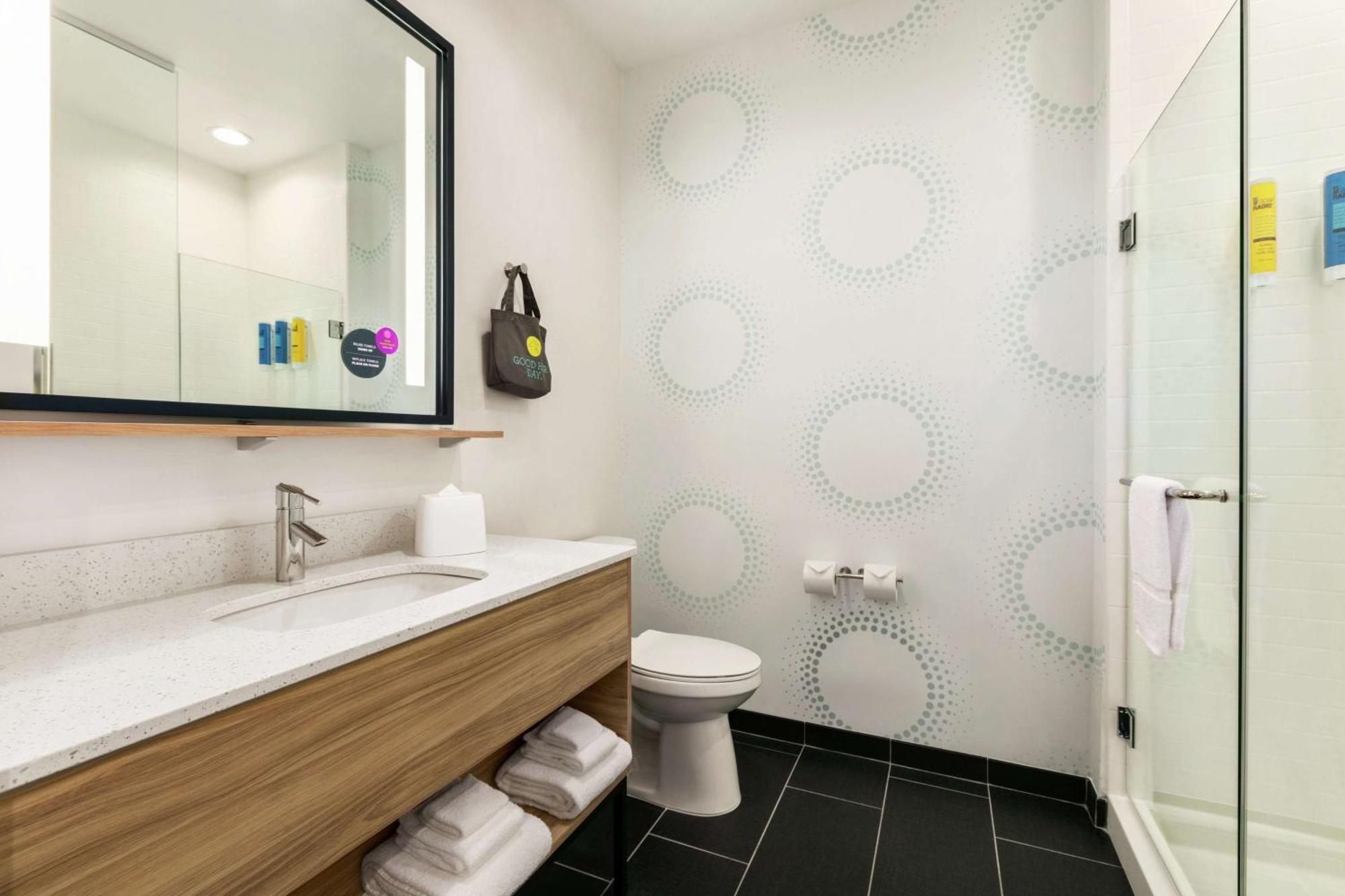 Tru By Hilton Longview Hotel Екстериор снимка