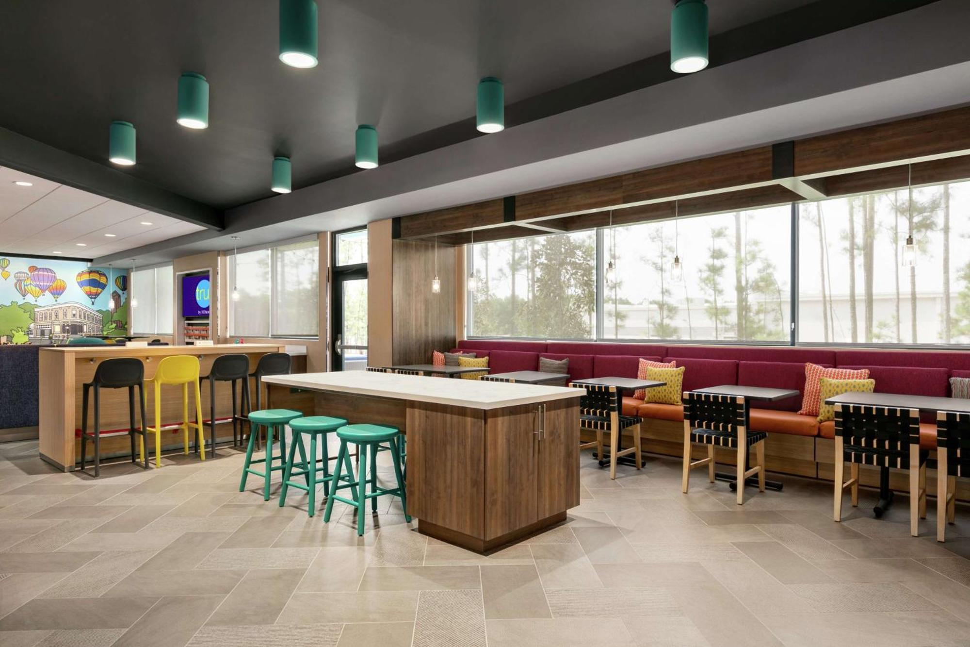 Tru By Hilton Longview Hotel Екстериор снимка